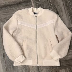 Zyia Active Flying V White Jacket